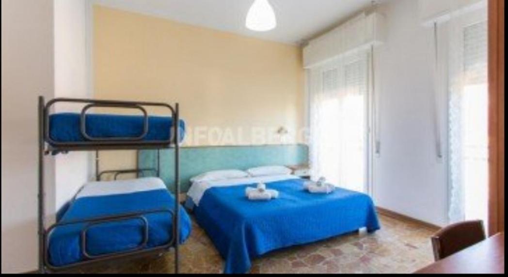 Hotel Ariosto Rimini Kültér fotó