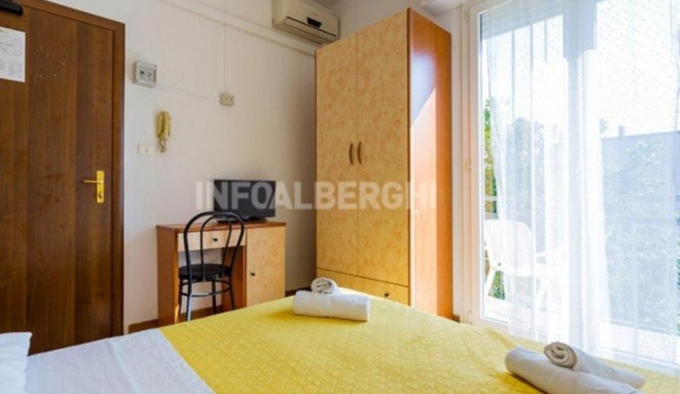 Hotel Ariosto Rimini Kültér fotó