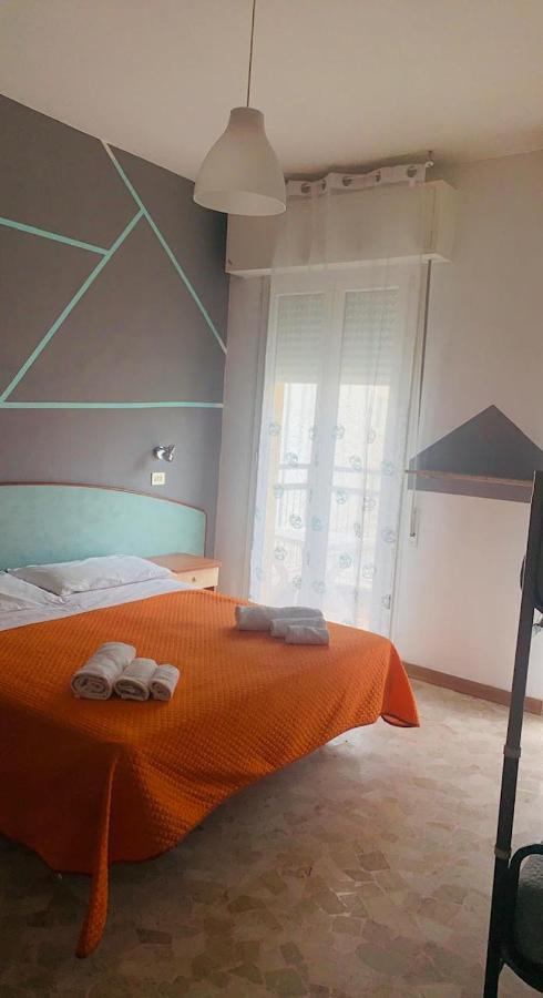 Hotel Ariosto Rimini Kültér fotó